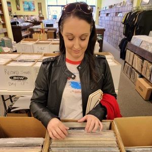 Meet Your Posher April